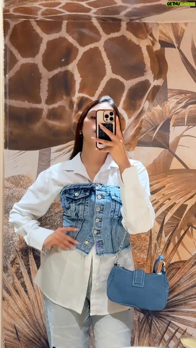 Teesha Sikri - 3.4K Likes - denim is a mood🩵

.

.

.

.

.

.

Fashion | Outfit | Evening | Love Ya | Punjabi Songs | Trap Music | Brunch Date | Aesthetic | OOTD | Lifestyle | Viral

#explorepage #trendingnow #foryoupage #loveya #diljitdosanjh #punjabimusic #browngirls #lunchdate #fashionandbeauty #trialreels #exploremore #fyp #viral #trendingreels #reelsforyou #denimoutfit #mirrorselfies