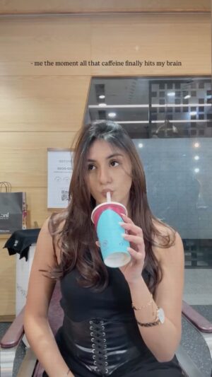 Teesha Sikri Instagram - iced latte’s my thodi si daaru
@costacoffeeindia
.
.
.
.
Caffeine Addict | Coffee Paglu | Relatable | Girls | Fun | Hair Goals | Blowdry | Salon | Fashion | Lifestyle | Viral
#explorepage #trendingnow #thodisidaaru #apdhillon #viral #trendingsongs #newhair #punjabisongs #fyp #reelsinstagram #relatable #funny #relatabletextpost #foryou #reels #caffeineaddict #coffeelover #icedlatte