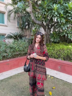 Teesha Sikri Instagram - seeking beauty in the lil things