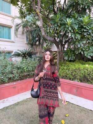 Teesha Sikri Instagram - seeking beauty in the lil things