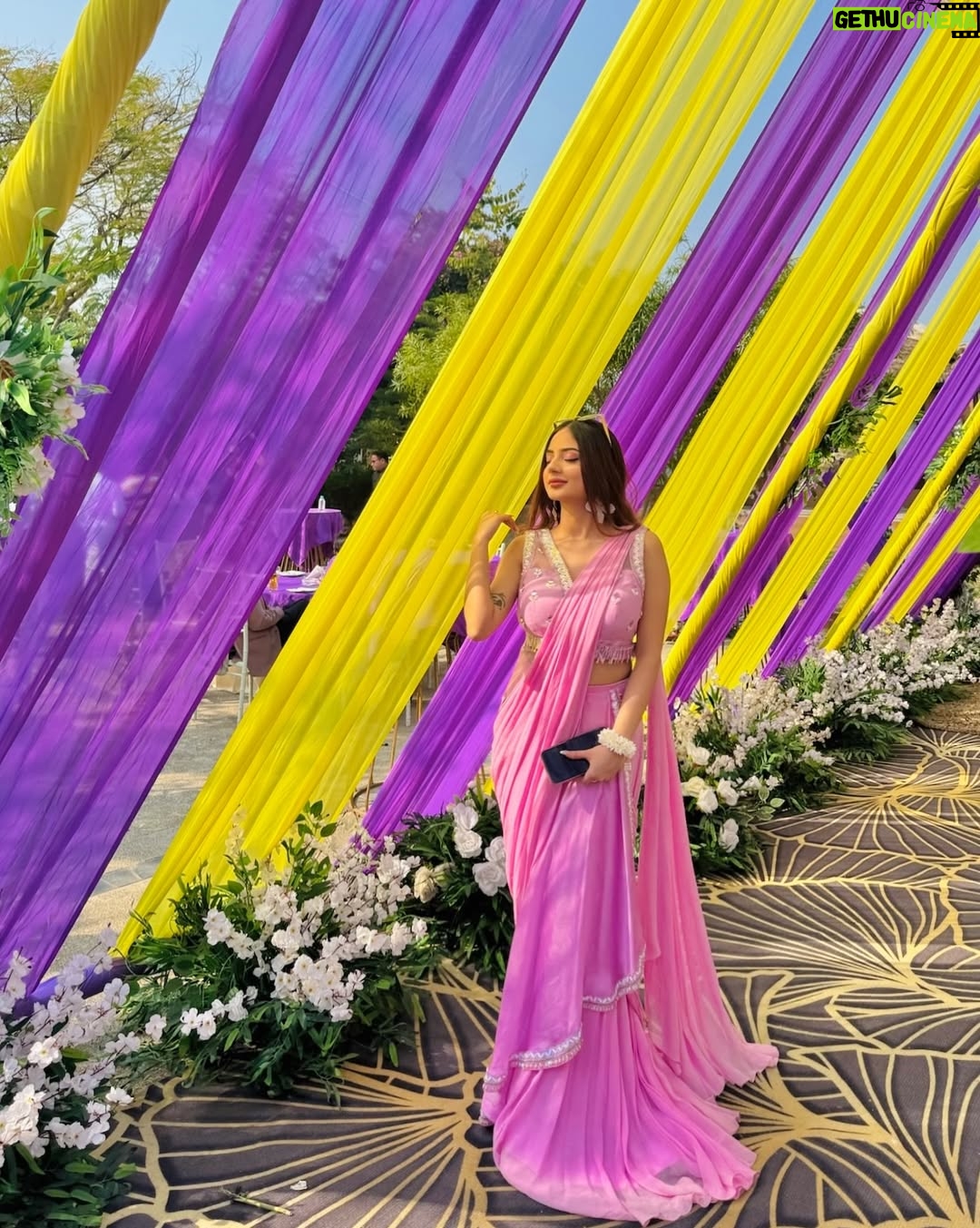 Teeya Chawla - 3.4K Likes - 🦄💜
outfit @mauvestory