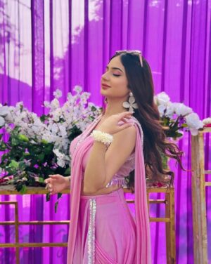 Teeya Chawla Instagram - 🦄💜
outfit @mauvestory