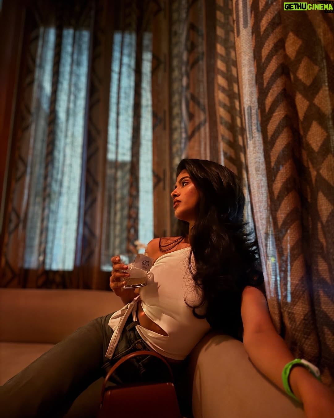 Tejaswini Shrivastava - 4.7K Likes - Welcome to hot mess express.

#monthlydump