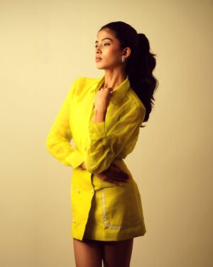 Tejaswini Shrivastava Instagram - Witnessing your own growth is a beautiful sight.

Wearing :- @nidhiandmahak 
Stylist:- @twishashah11 
Shot by :- @nikunj_photography_