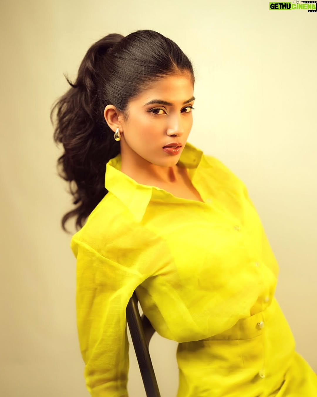 Tejaswini Shrivastava - 3.7K Likes - Witnessing your own growth is a beautiful sight.

Wearing :- @nidhiandmahak 
Stylist:- @twishashah11 
Shot by :- @nikunj_photography_