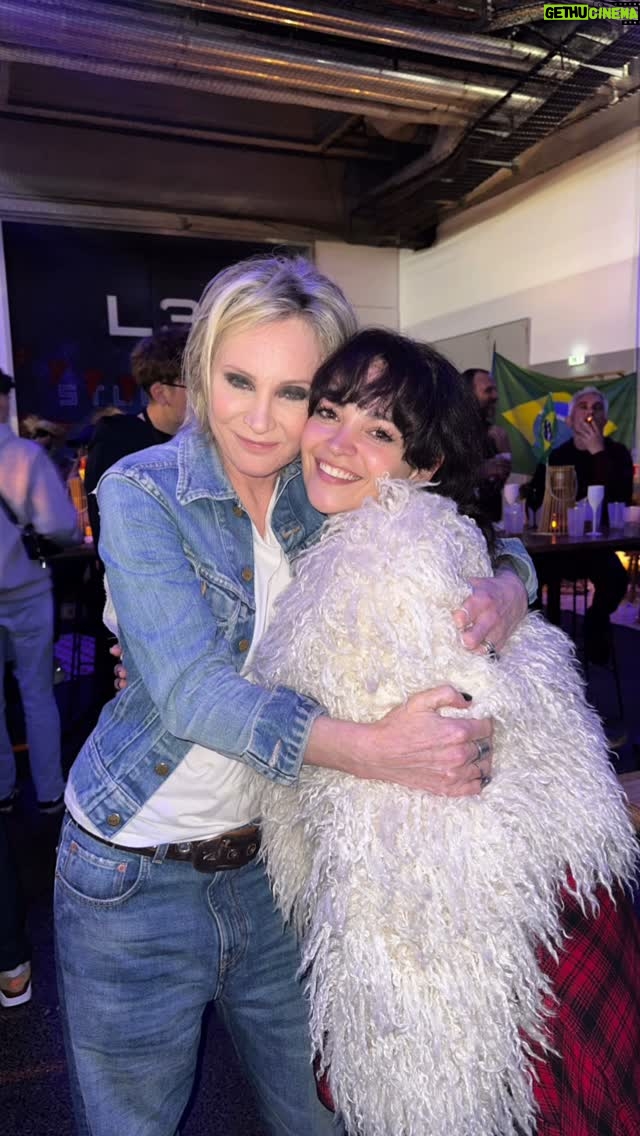 Teona Dolnikova - 2.1K Likes - I wanna remember this moment FOREVER ❤️
Merci, PATRICIA @patriciakaasoff pour cette incroyable aventure!
Et Merci THE VOICE FRANCE!
@thevoice_tf1 @tf1 
Cetais tres cool ❤️#teona #teonadolnikova #thevoicefrance #теонадольникова #teonathevoice #paris #теона #france #chanteuse #notredamedeparismusical