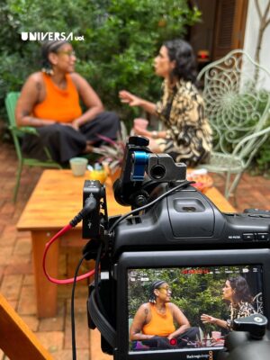 Thalma de Freitas Instagram - @mariaaribeiro foi com @thalma em um papo musical, leve e delicioso. Está imperdível!

Novos episódios de #MariaVaiComOutros estreiam toda quinta, às 22h, no Canal UOL ou no YT de Universa.

#MVCOOT5 #MariaVaiComOutros5T #Universa_UOL #CanalUOL #MariaRibeiro #ThalmaDeFreitas