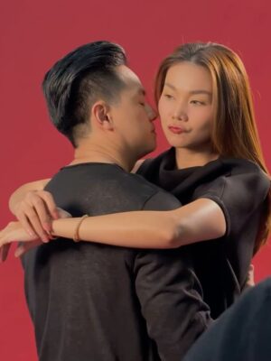 Thanh Hang Instagram - Luôn đầy cam kết và niềm tin. LOVE ❤️ @cartier 
#ThanhHang #cartiervn #cartierlove #loveunlimited #lofficielvietnam