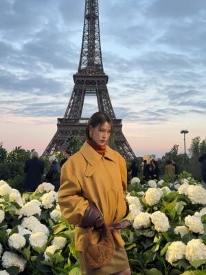 Thasorn Klinnium Instagram - Emiamily in Paris with @ysl 🖤

#SAINTLAURENT #YSL @YSL
#YSLWOMENSUMMERXEMI