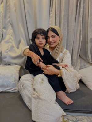 The Rebel Kitten Instagram - ā¢ā¢ Khayr Mabrook From Khan Family š¤šļøš«
.
.
Dumping All My Dils ā„ļøšš«¶
A Day Well Spent With My Mains ALHUMDULILLAH šš¦āØ
.
.
.
#eidaladha #family #photodump #eidday1 #eiduladha #ootd #familypicture #khan #aliakhan š¦