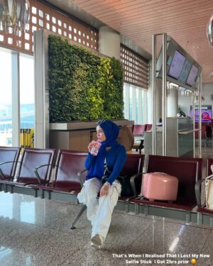 The Rebel Kitten Instagram - •• Ready, Set, Jet ✈️🦋🐬🩵
Mumbai To Maldives 🇲🇻 
.
.
.

[ Travelling Diaries, Wanderer , Travel Videography, Explore , Relatable Reels ,Relatable , Maldives 🇲🇻, Alia Khan ]
.
.
Bag : @stevemaddenindia 🖤
Jeans : @offduty.india 🤍
Shoes : @aldo_shoes 👟 
Shades: Got it from Malaysia 😎
My Cutsyy Trolly Bag Set Is From Malaysia (Pataling Market) 📍 
.
#travel #travelgram #travelphotography #travelblogger #instatravel #wanderer #theglobewanderer #explore #airportlook #relatable #relatablepost #trendingreels #airportlook #trending #explorepage #comedy #relatablepost #aliakhan 🦁✈️