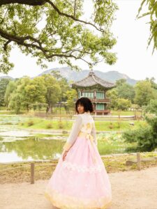 Actress Thuso Mbedu HD Photos and Wallpapers November 2025