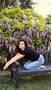 Actress Tiffani-Amber Thiessen HD Photos and Wallpapers March 2026