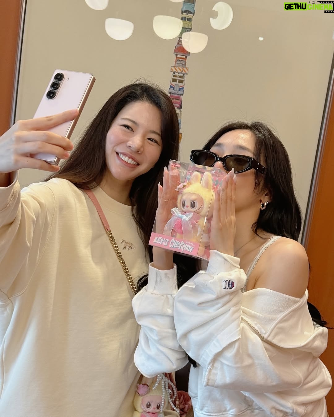 Tiffany Young - 610.1K Likes - yay its august 🦁