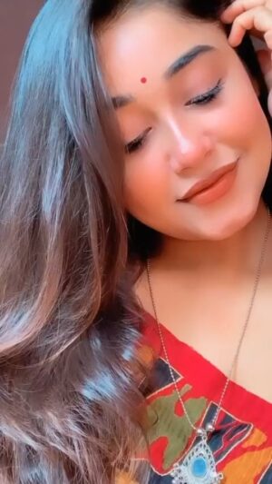 Titas Adhikary Instagram - শুভ বিজয়া ❤👀
▪️
▪️
@bong_saree_reels @bong_crush_ @bong_fashion_bloggers @instagram @creators @maybelline @lakmeindia
▪️
▪️
#saree #sareelove #sareefashion #sareedraping #sareelovers #smile #explorepage #explore #foryoupage #desi #foryou #follow #fyp #fashion #kolkatadiaries #kolkata #kolkatabuzz #love #lifestyle #likesforlike #instagood #influencer #instafashion #instadaily #instagram #beauty #beautiful #bonggirl #bong #bongbeauties