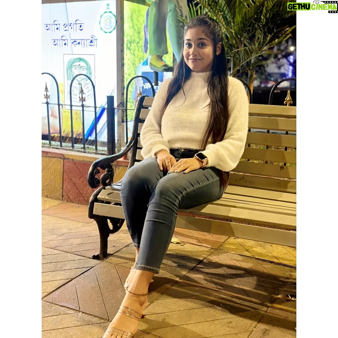 Titas Adhikary - 2.1K Likes - 𝕶𝖊𝖊𝖕 𝖌𝖑𝖔𝖜𝖎𝖓𝖌🌟
▪️
▪️
▪️
@thekolkatabuzz @the_heritage_of_kolkata @kolkata.connection @hashtagkolkatalifestyle @kolkatar_golpo @kolkatas.illusion @kolkata_city_official @kolkata_goli @things2doinkolkata @wow.kolkata @calcuttacanvas @kolkata_chitrography @kolkata_lovers_ @kolkatasutralifestyle @kolkata_calcutta_city @kolkata_art @ekolkataa @kolkatas_paparazzi @thisiskolkata @in_kolkata @calcutta_spectrum @calcutta_atmosphere @ig_calcutta @calcuttacacophony @calcuttatrending @shutter_calcutta @myzudio @calcutta_clicks @calcutta_igers @bong.calcutta @instagram @creators @the.women.era @womenrules @maybelline @lakmeindia @portraits_mag @portait_models @portraitsofficial @portrait_of_bengal @indian.photography @titasadhikary399 
▪️
▪️
#cute #winter #winterfashion #fashion #instagood #instagram #instadaily #instafashion #instalike #white #kolkata #kolkatadiaries #kolkataphotography #smile #love #likesforlike #fyp #follow #foryou #explore #ootd #bong #bongbeauties #viral #viralpost #curvy #loveyourself #glam #beautiful #beauty