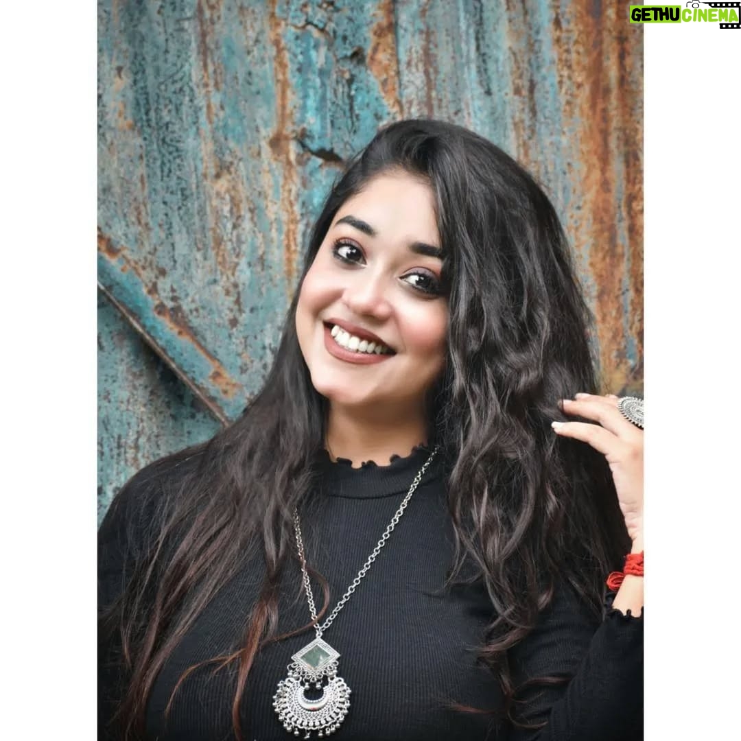 Titas Adhikary - 735 Likes - In frame @titasadhikary399

|| Like || Share || Comment || Save ||

 #engageandinspire #interactivecontent #connecttoconvert #engagementelevation #fanfavorite #communityengagement #audienceengagement #connectwithcommunity #communitylove #igreach #feed #explore #igtrends 💖👇💖👇💖👇
