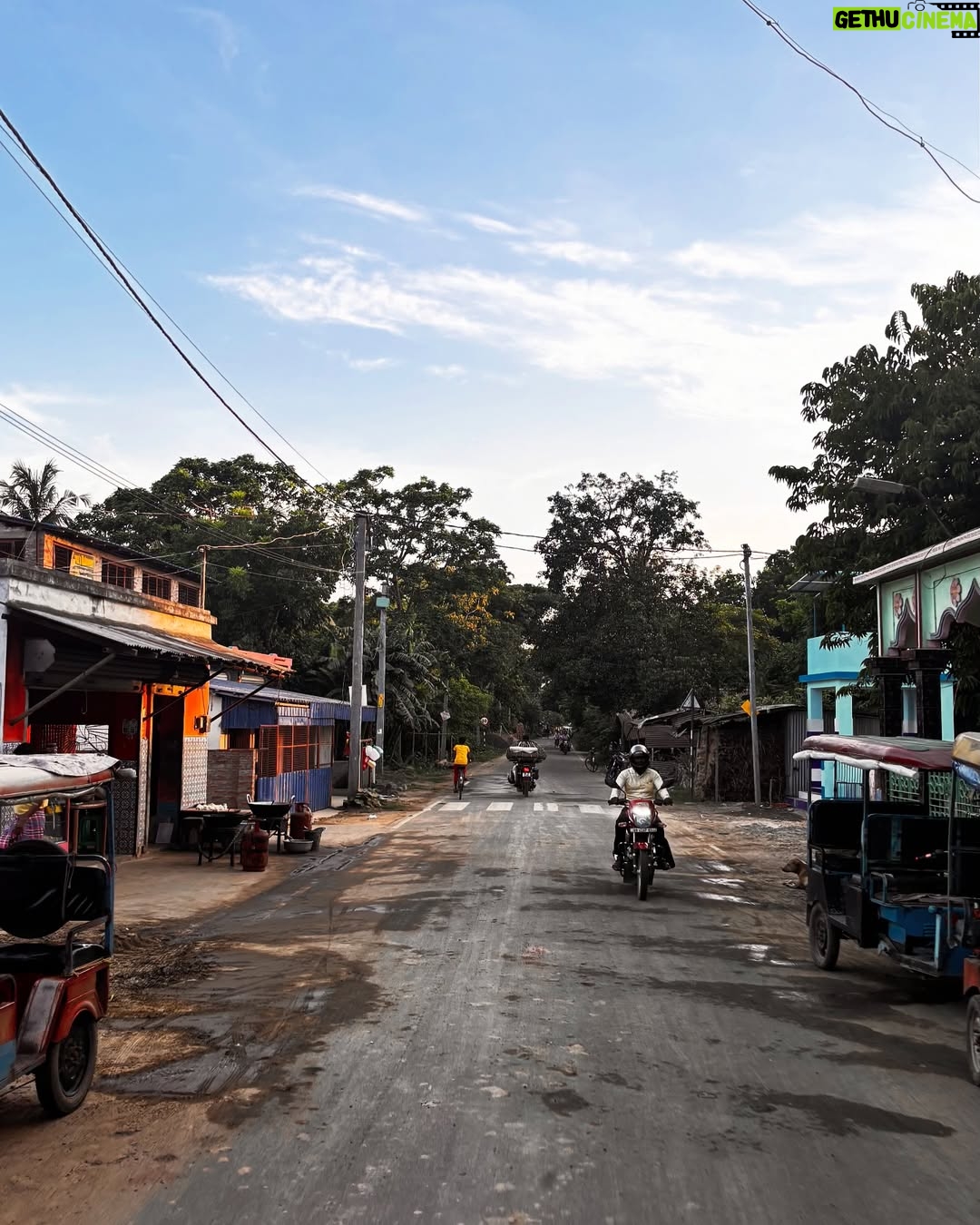 Titas Adhikary - 3 Likes - 📸🩵
▪️
▪️
#insta #instamood #instalike #instagood #instadaily #photo #photographer #photography #like4like #like #like4likes #follow #viral #trend #trendy #fyp #foryou #sky #village #indiapictures #growth #instagram #creator #content #trendingsongs #tree #love #portrait #portraitphotography #apple 
▪️
▪️
@wow.matiari_ 
@titasadhikary399 
@itsdebduttaofficial 
@india 
@indian.photo 
@indian.photography 
@portraitsofficial 
@earth