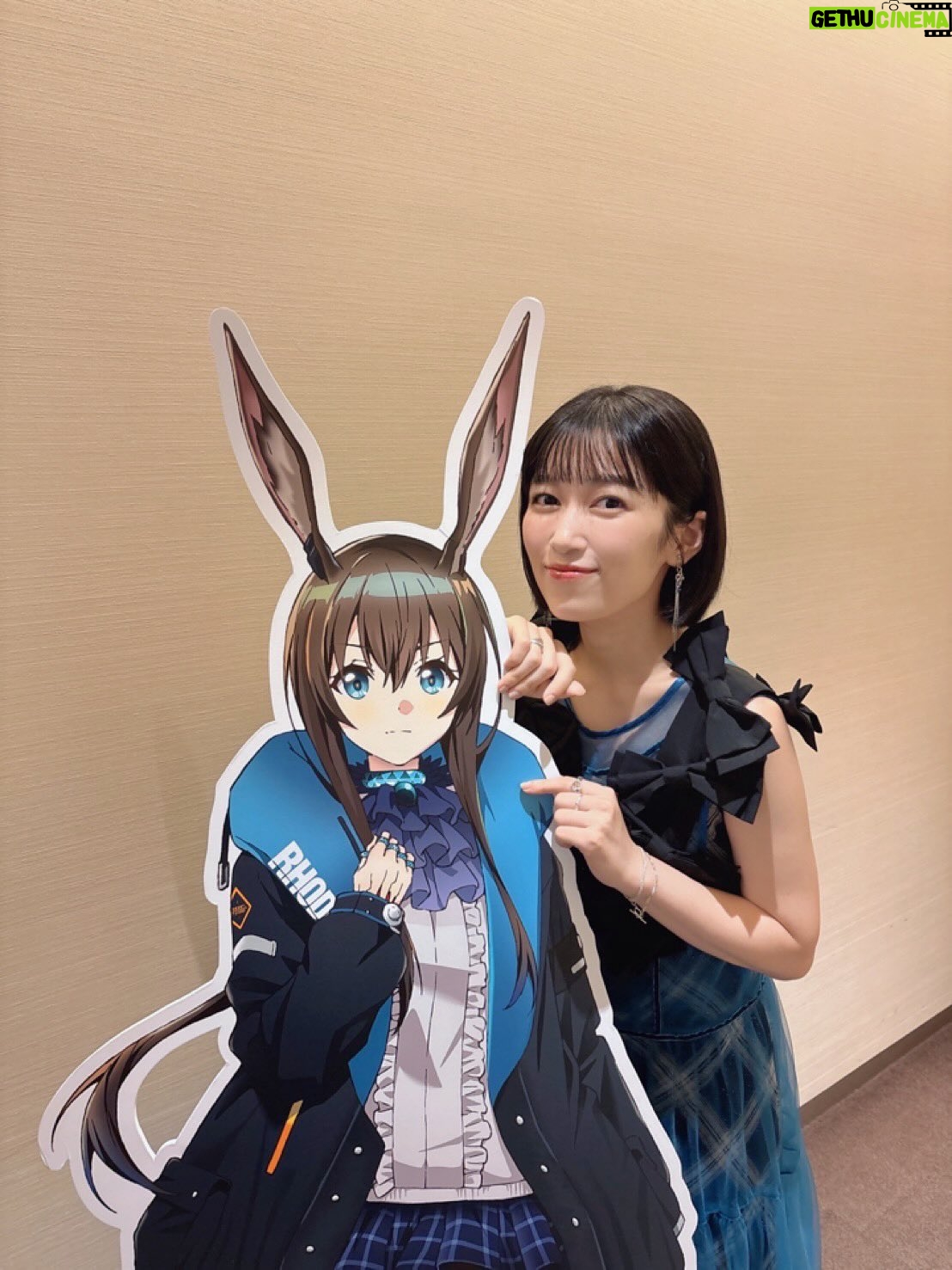 Tomoyo Kurosawa - 3K Likes - テレビアニメ「アークナイツ」

最終話を、新宿ピカデリーでオンエア同時上映していただくイベントに登壇させていただきました。
あっという間の時間で…
もっともっと一緒に抱きしめたかった。

大切な大切な作品なので、
こうしてみんなで集まることを許してもらえて、
とてもとても嬉しかったです。

これからもずっと大切に演じ続けたいです。

#アークナイツ 
・・・・・・・・・・・・・・・

チェックキャミワンピ　
@_vacancy_official 
@arc_press 
リボンハーネス　
@carmelo__official 
イヤリング　
@kana_y5712 
@karhtu_press 
ブレスレット、リング
@nanaguofficial