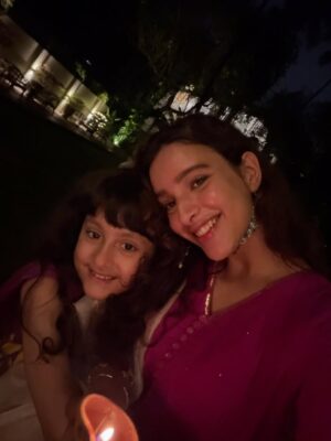 Tripti Dimri Instagram - Lights..love…and a little bit of magic..🌸Happy Diwali 🪔✨