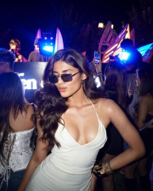 Trisha Shetty Instagram - built to be missed every other slide

@edenofsounds capsule