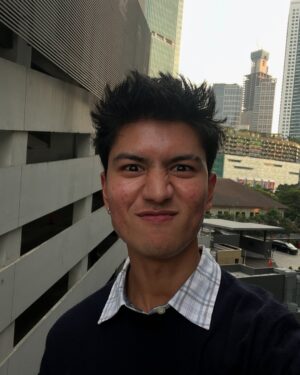 Tushaar Jayaprakash Instagram - president of the “i hate rachel green club” <3