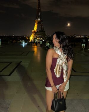 Tushita Shrivastav Instagram - a quick evening in paris ✨
in my travel bug era & it was so magical to finally check paris off my bucket list ✅ literally felt like a little kid screaming when i finally saw the Eiffel Tower with my own eyes 😅 been loving exploring diff cities and seeing how differently people live around the world - can’t wait for the next stop: madrid!!!