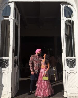 Tushita Shrivastav Instagram - gulabi gang strikes again 💘
wearing: @lashkaraa
jewelry: @indiatrend
his blazer: @amazon !!!