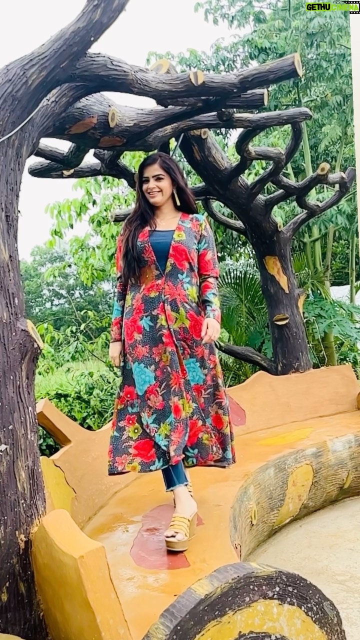 Twinkle Mishra - 2.2K Likes - Love this tune❤️