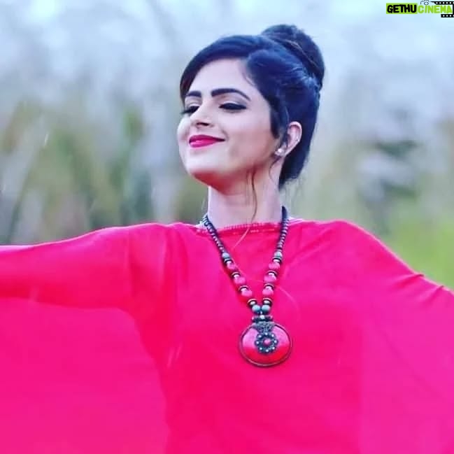 Twinkle Mishra - 1.2K Likes - ❤❤