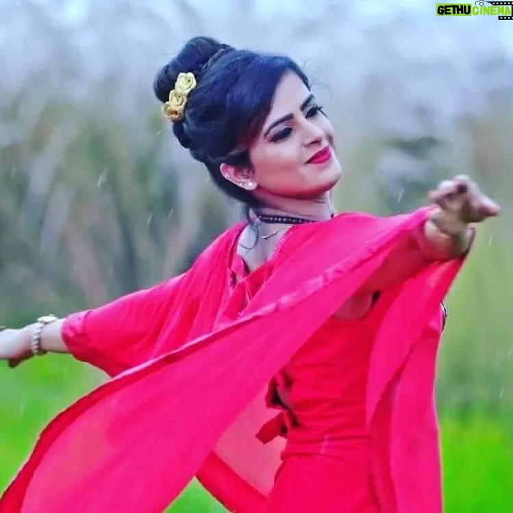 Twinkle Mishra - 1.2K Likes - ❤❤