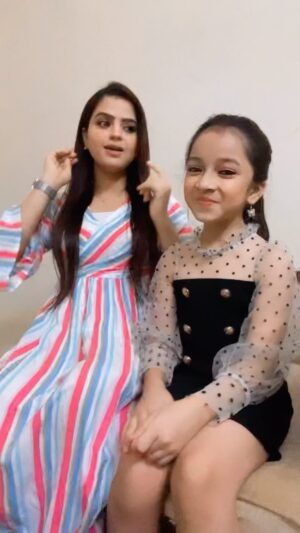 Twinkle Mishra Instagram - Keshariya Tera Ishq hai piya❤️
@d_real_krishu
#bramhastra #reels #trending #trendingreels #trendingsong #instagramreels