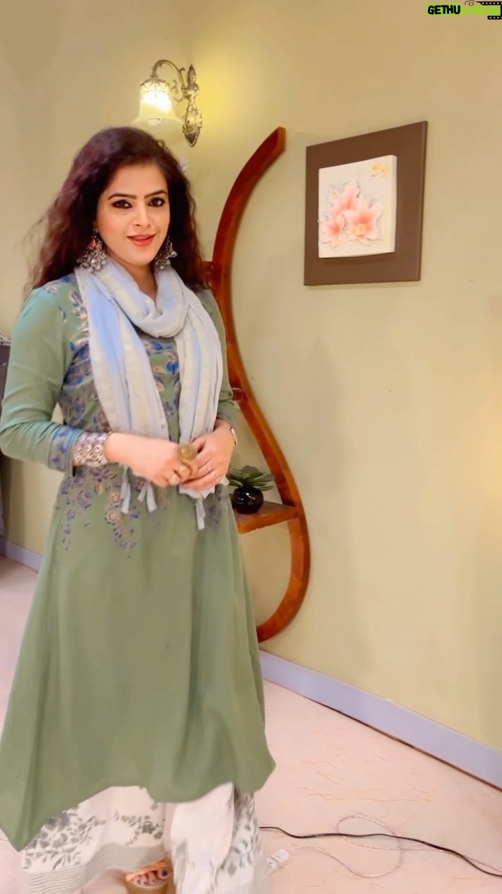 Twinkle Mishra - 11.2K Likes - Ranga ete kain dhalilu mu se rangare aaji ta Odaa❤️

As💞