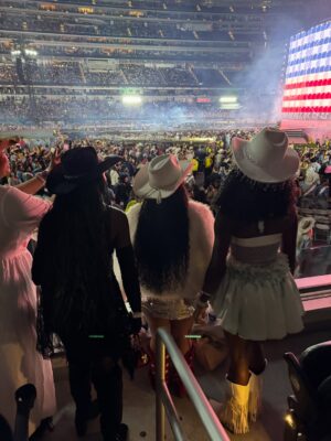 Tyla Gomez Instagram - Imagine saying a black woman from Texas ain’t country 😵‍💫😵‍💫 Beyoncé was incredible as always. I love this album and this show so much!!! The symbolism, the poetry, the heritage!!! #cowboycarter #cowboycartertour