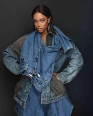 Tyra Banks Instagram - 👖 

@wilfordlenov draped me all up in them👖 for @glamourbulgaria. 
📸: @fadilberishaphotography