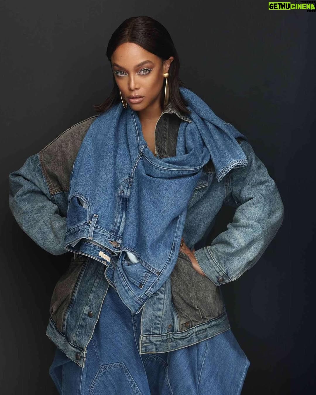Tyra Banks - 25.6K Likes - 👖 

@wilfordlenov draped me all up in them👖 for @glamourbulgaria. 
📸: @fadilberishaphotography