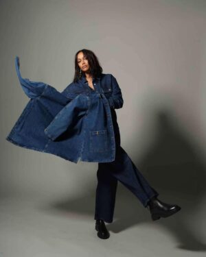 Tyra Banks Instagram - 👖 

@wilfordlenov draped me all up in them👖 for @glamourbulgaria. 
📸: @fadilberishaphotography