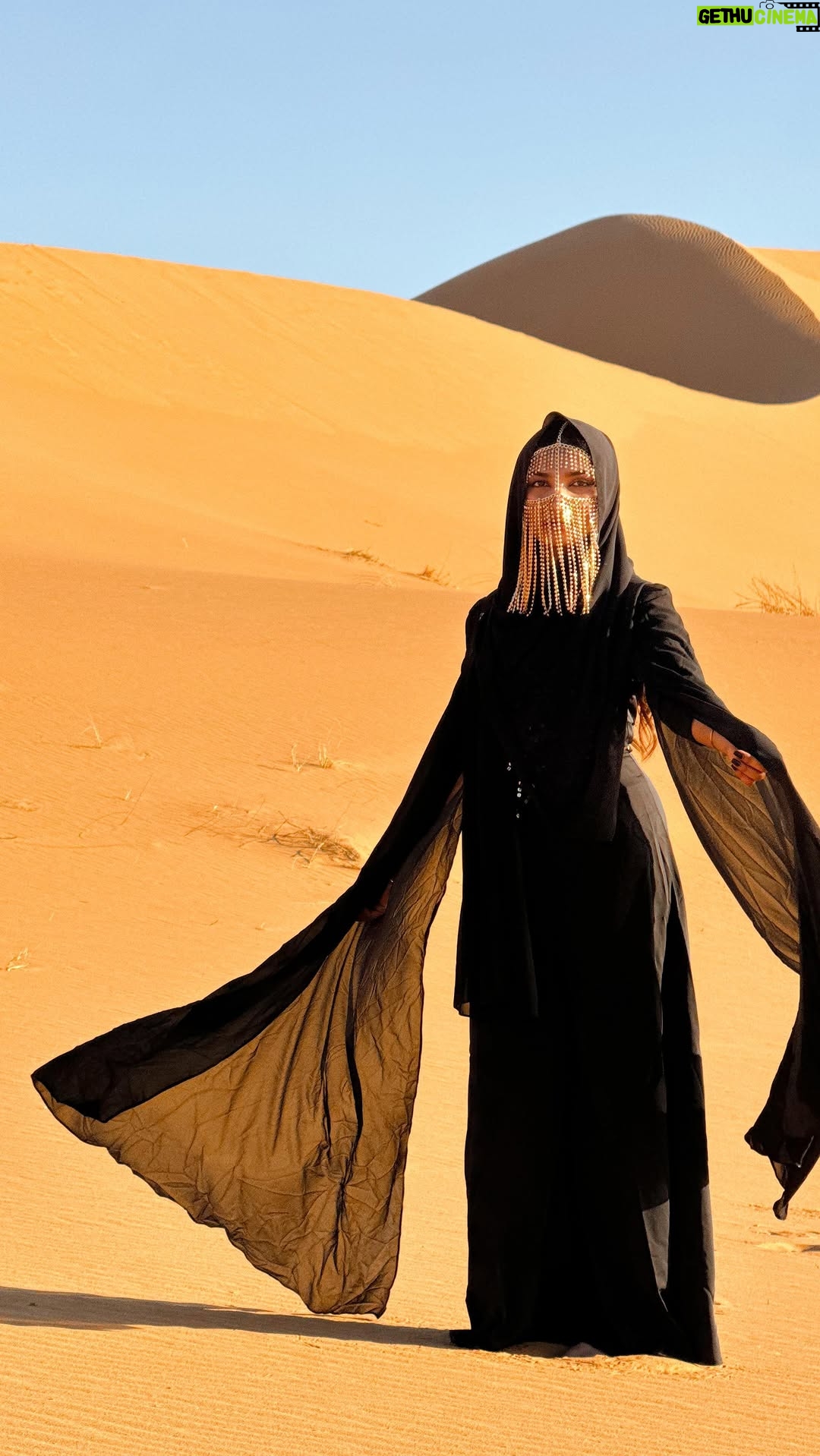 Unaisa Subair - 4.9K Likes - Sahara desert 🐪 🌵🏜️
Bucket list ✅