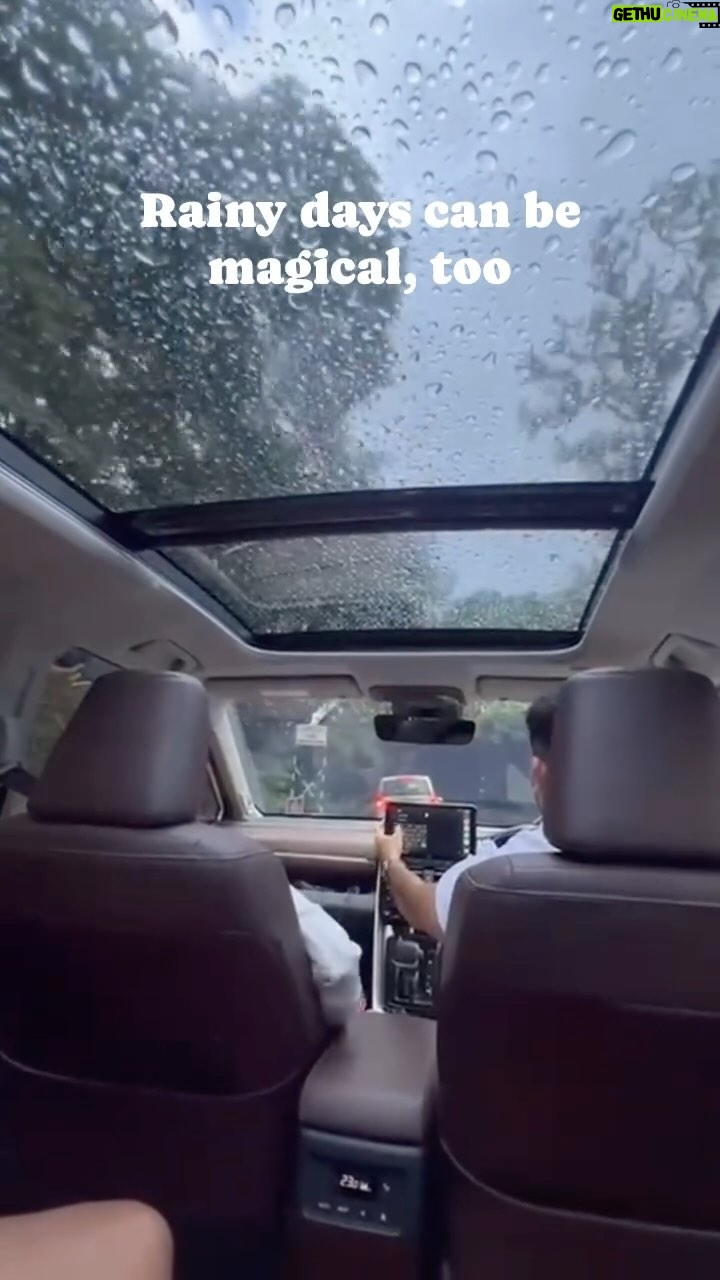 Unnati Parab - 1.3K Likes - Monsoon with your fav person? 🫶🏻🌧️