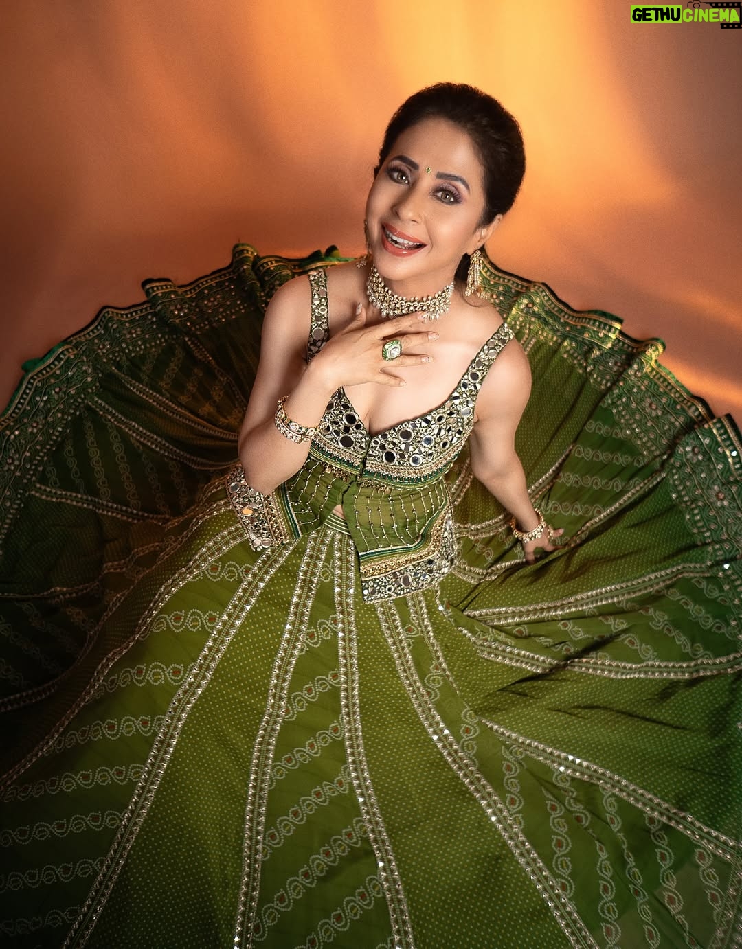 Urmila Matondkar - 40.7K Likes - शुभों अष्टमी 🙏🏻🙏🏻🙏🏻

Photography : @vjsolankii 
Hairnmakeup : @vijaysharmahairandmakeup 
Styled : @kmundhe4442 
Outfit : @jiviva_ 
Jewellery : @anupa_tulsi_jewellers