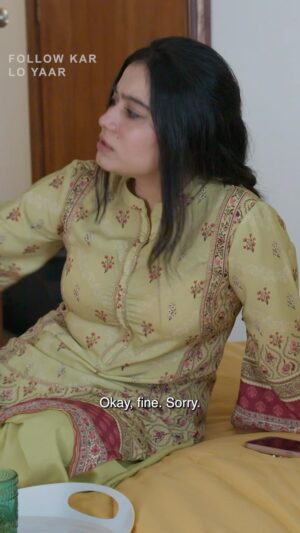 Urusa Javed Instagram - Ummm…I did apologise!!! Baat khatam!!
#followkarloyaar