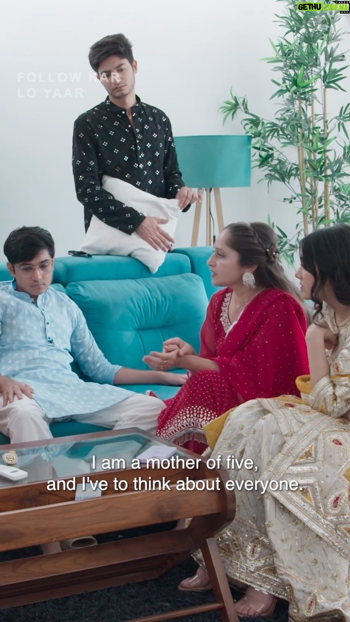 Urusa Javed - 1.9K Likes - “This is the reason Kashaf is my favourite daughter 😻”
Bache Maa ko Chhod sakte hain
Maa Nahi 🤷‍♀️

#FollowKarloYaarOnPrime
#FollowKarloYaar
@primevideoin