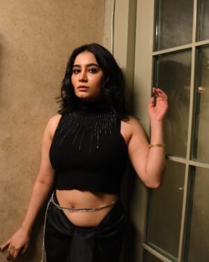Urusa Javed Instagram - 😎