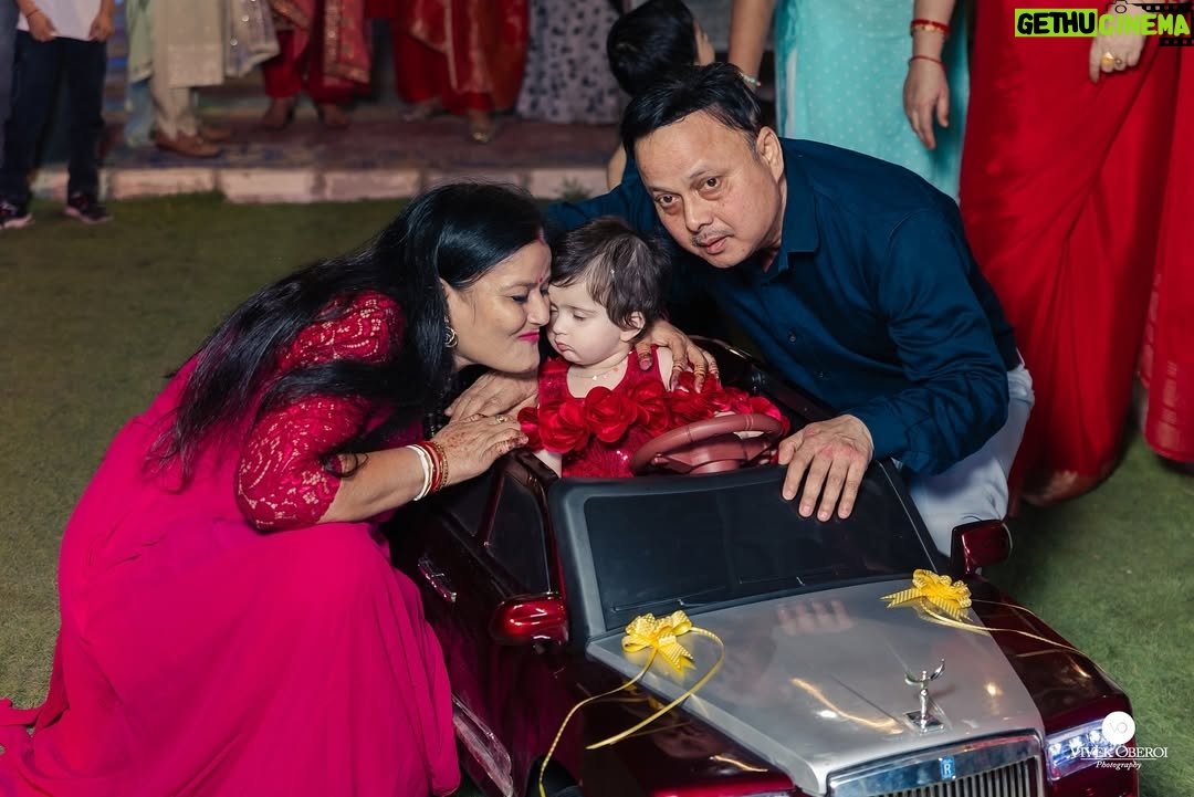 Urvi Kar Chaudhary - 1.9K Likes - Moments from @raya.chaudharyy Birthday ♥️ 

(#firstbirthday #birthdaycake #baby #babygirl #rayabirthday #outfitideas #birthdaygown #redgown )