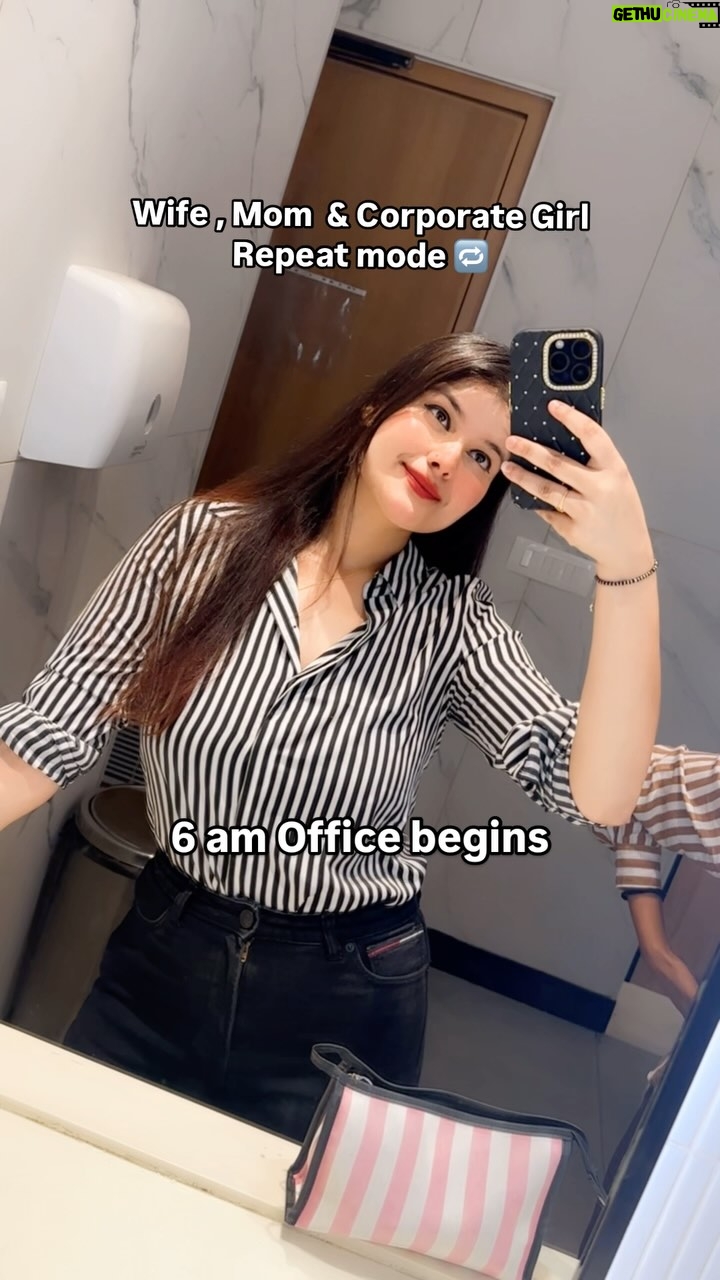 Urvi Kar Chaudhary - 0.9K Likes - My calm & chaotic Life diaries 

#MomLife #WifeLife #CorporateGirl #WorkingMom #BossMom #MomDiaries #LifeOfAWoman #WomenWhoDoItAll #RealLife #MomWifeBoss #WorkLifeBalance #MomThoughts #EverydayMoments #CareerAndFamily #BusyButBlessed