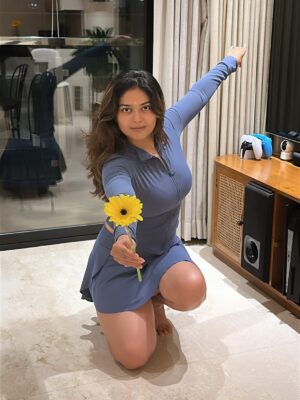 Vaibhavi Shandilya Instagram - A little flower, a little pose, a lot of grace.🌼