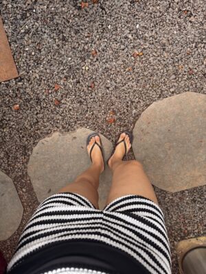 Vaishali Attri Instagram - Hey 🖤🤍 

Outfit @savana 💫

#stripedset #coordset #savana #cafehopin #goa #vacation