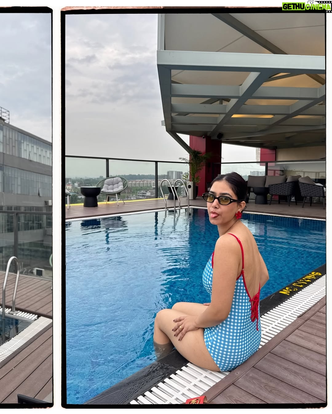Vaishali Attri - 0.9K Likes - Jalpari with zero swimming skills🧜🏻‍♀️🩵🫢

Swimwear- @savana
Comment for link 🔗

#poolday #swimwearfashion #monokini #theorchid #zirakpur #chandigarh #staycation