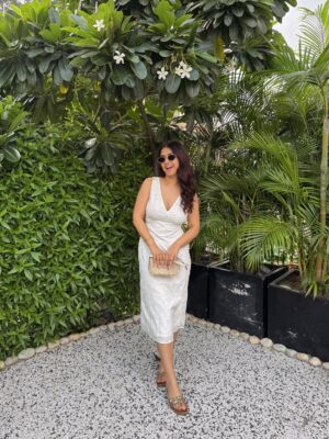 Vaishali Attri Instagram - 🤍💫

Dress- @savana 
Flats- @westsidestores 
Bag- @coach 
Sunglasses- @prada 

Location- @myfresh_cafe (Sector-9, Panchkula)