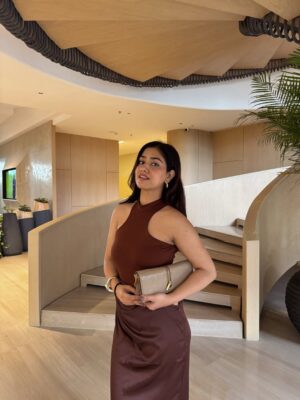 Vaishali Attri Instagram - main character… 🤎

Dress- @elleivry_ 
#ootd #outfitinspo #hotandchic #sillouette #datenight